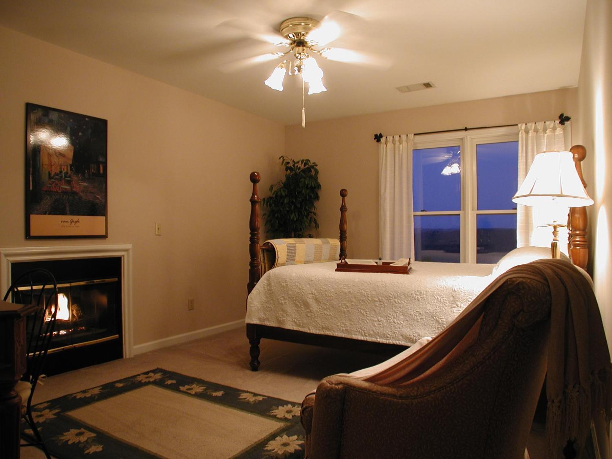 The Garden Inn Bed & Breakfast At Bee Rock Monterey Bagian luar foto